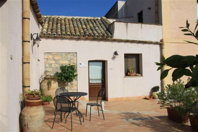 Agriturismo Baglio Donna Santa Dattilo Exterior foto
